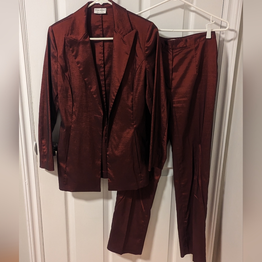 Motivi Made in Italy Burgundy Iridescent Blazer and Slacks Suit Set, Sz 6/FR38